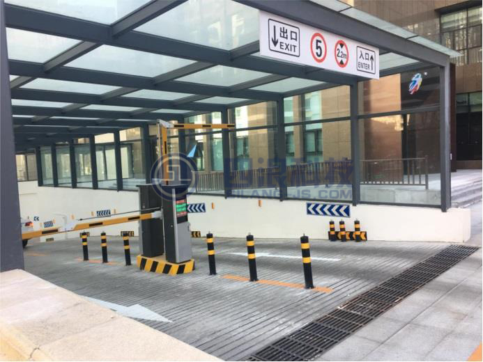 政府單位車(chē)牌識(shí)別停車(chē)場(chǎng)案例